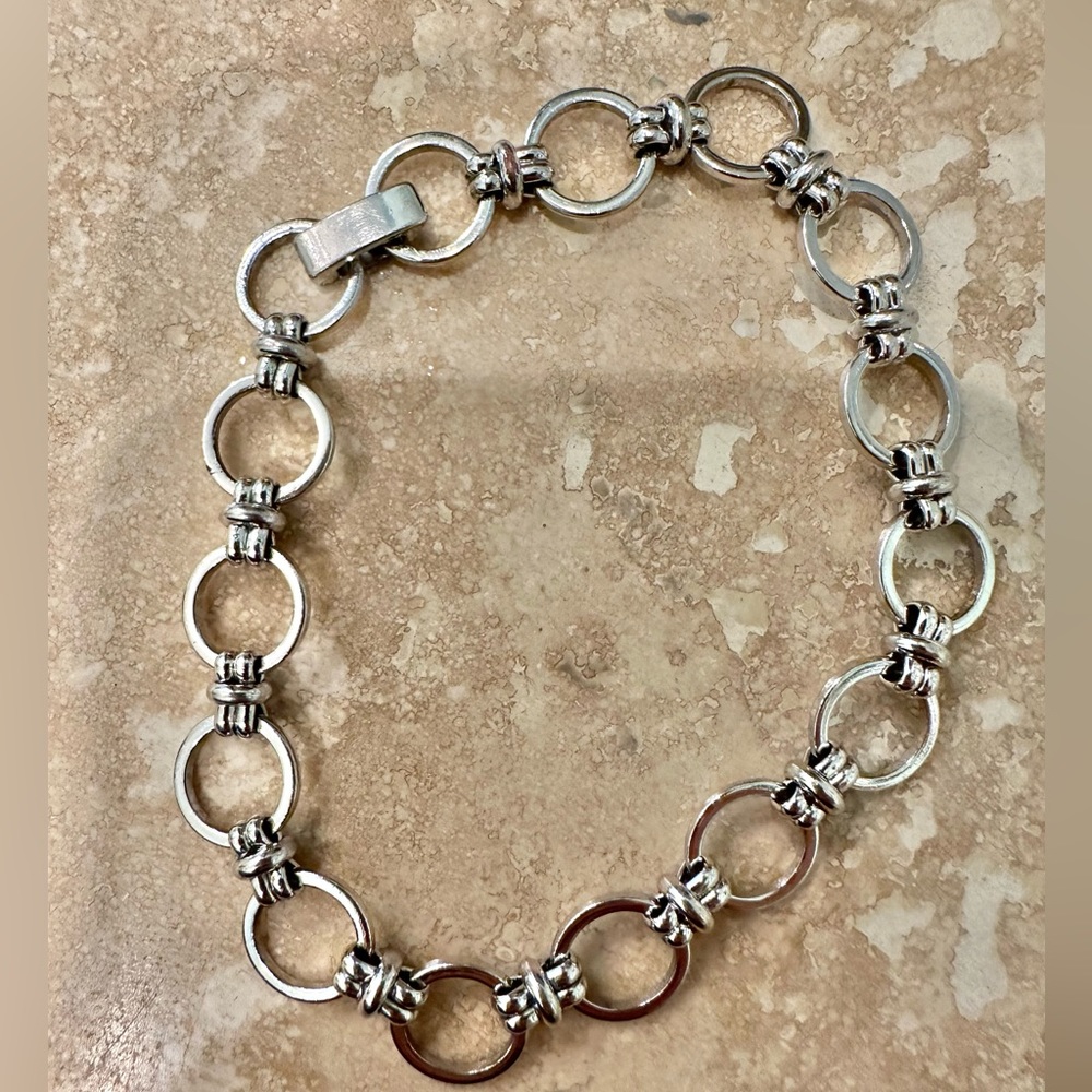 Beautiful, delicate “rings” bracelet